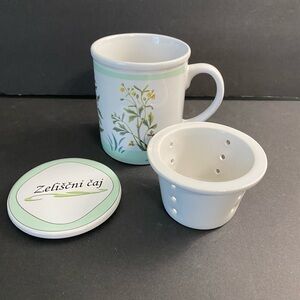 Tea Porcelain Infuser Covered Loose Tea Mug Cup